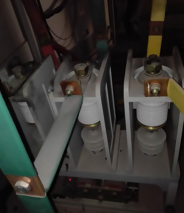 ����ս��|���M(j��n)�����з�늴��ĺ��E